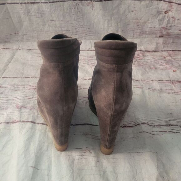 Stuart Weitzman Kidstuff Wedges Size 10 - Picture 5 of 7